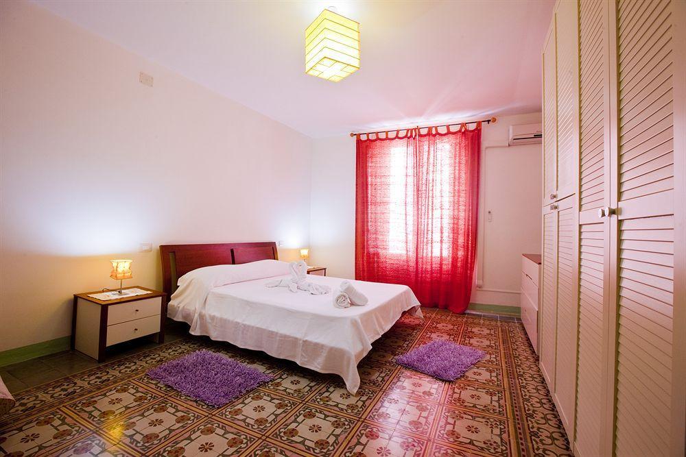 Aparthotel Cortile Antico Trapani Exterior foto